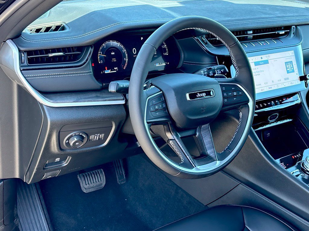 New 2027 Jeep Grand Cherokee Limited AWD/4WD image 8