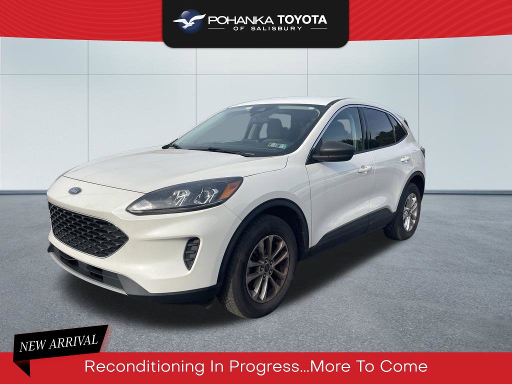 Used 2022 Ford Escape SE