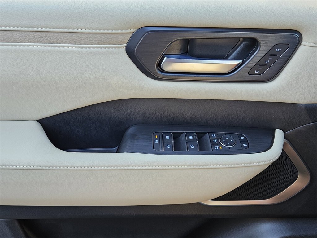 New 2026 Nissan Armada Platinum image 30