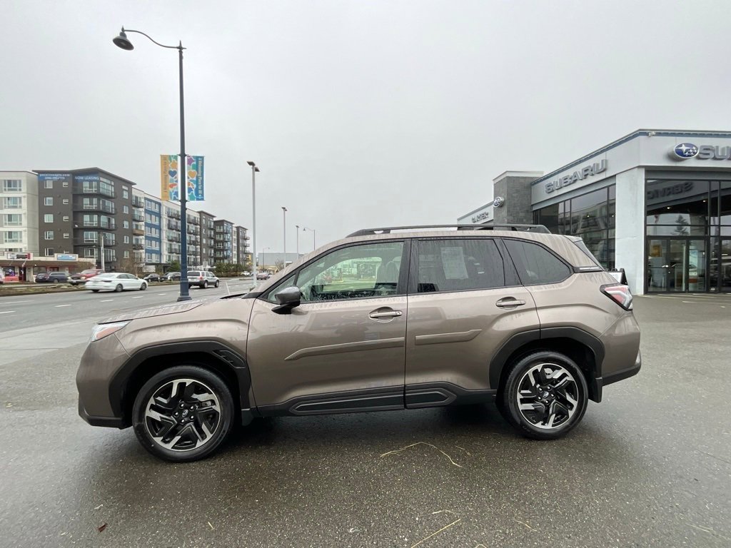 Certified 2025 Subaru Forester Limited image 5