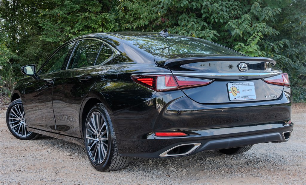 Used 2023 Lexus ES 350 w/ Premium Package FWD image 3