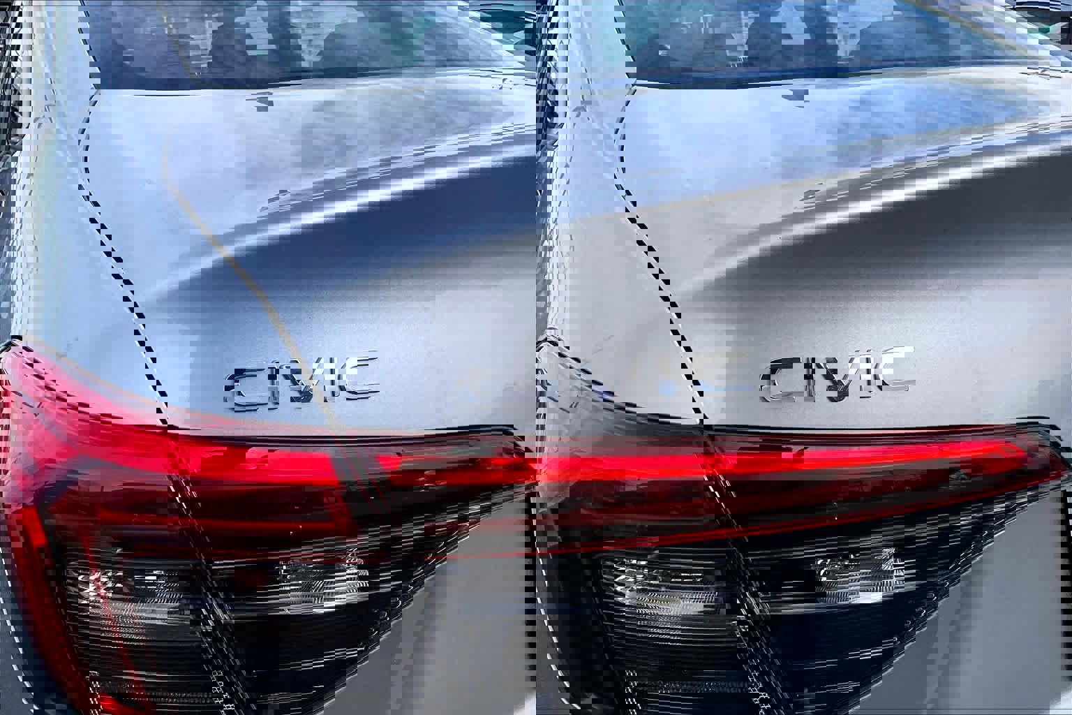 Used 2023 Honda Civic Sport image 29