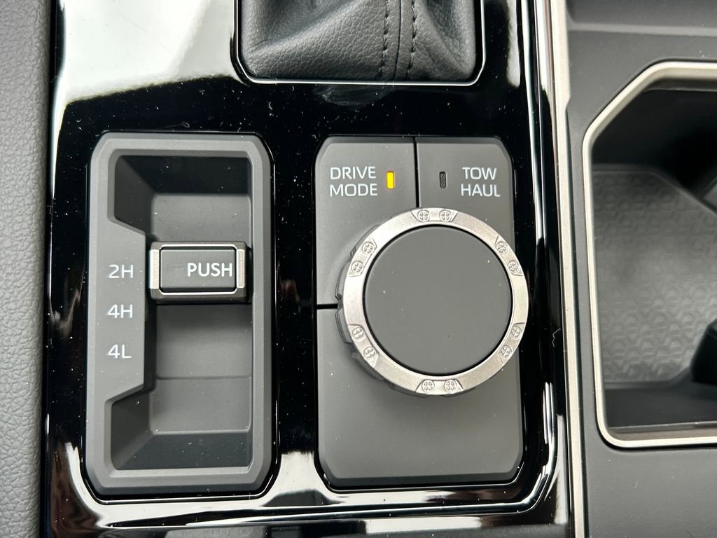 New 2026 Toyota Tundra Limited image 17