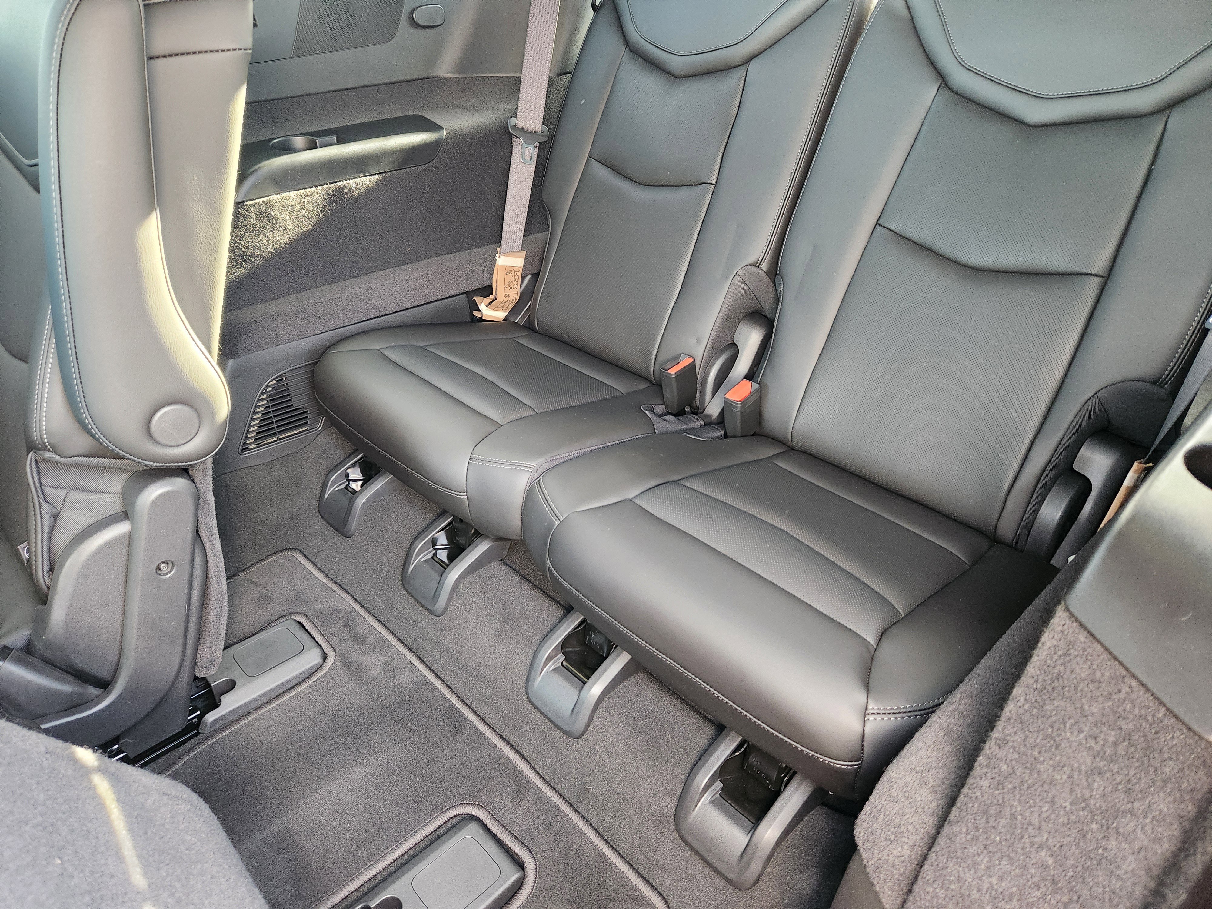 Used 2025 Cadillac XT6 Premium Luxury w/ Technology Package image 33