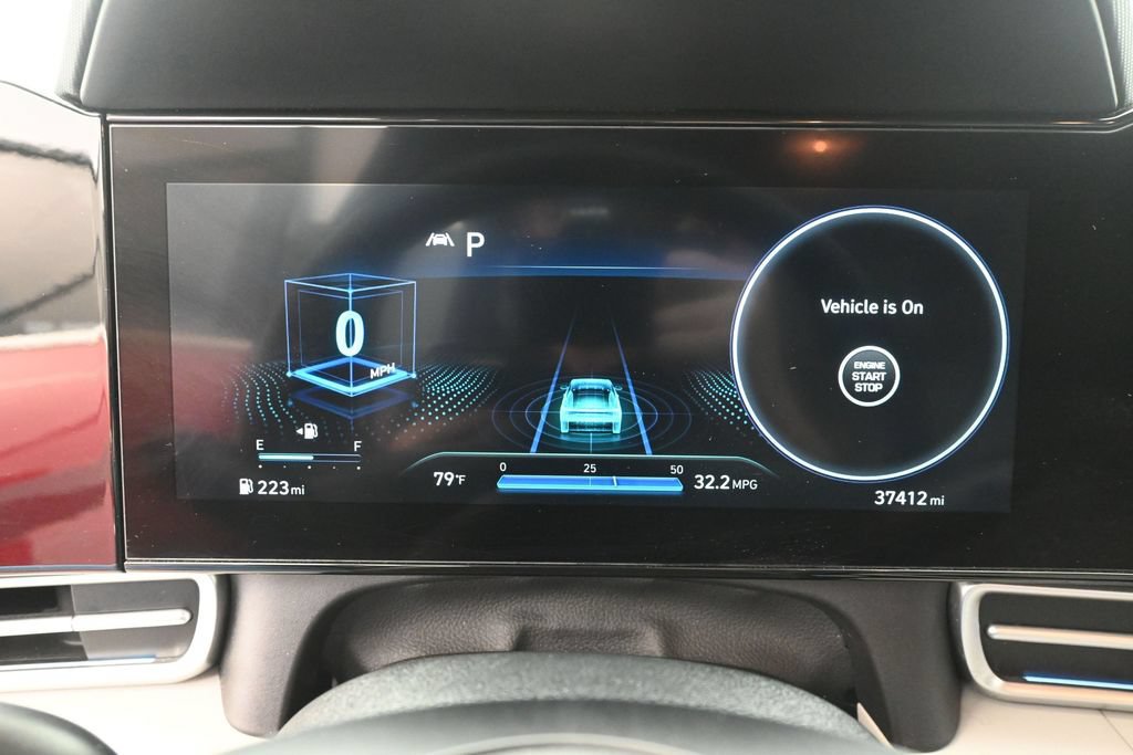 Used 2023 Hyundai Elantra Limited FWD image 11