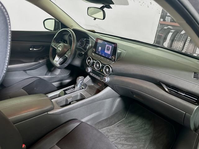 Used 2020 Nissan Sentra SV image 27