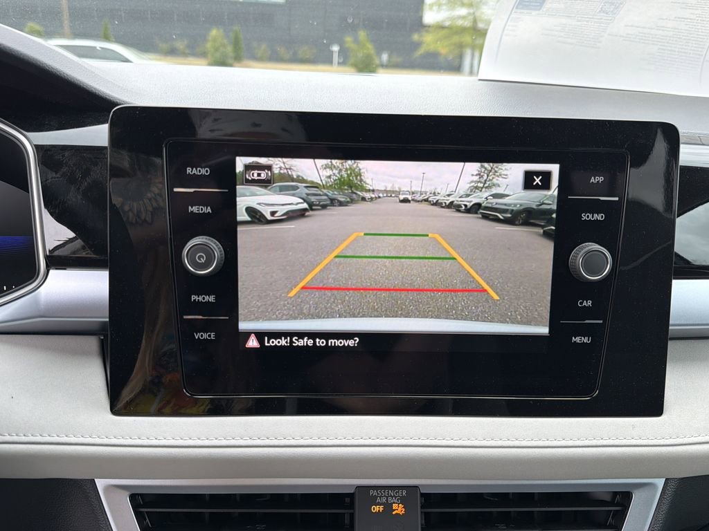 New 2026 Volkswagen Taos SE image 27