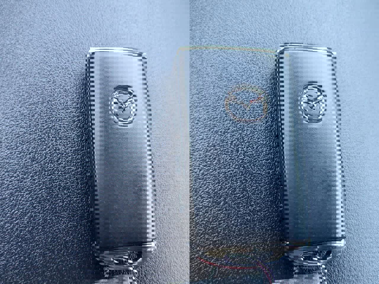 New 2026 MAZDA MAZDA3 Hatchback w/Premium Plus Pkg image 34