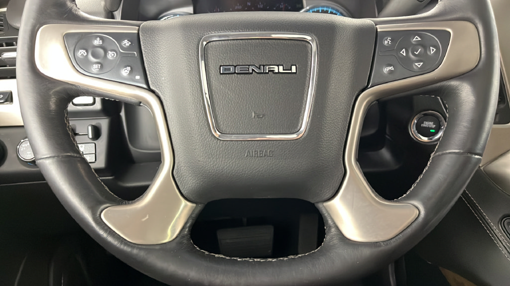 Used 2019 GMC Yukon XL Denali w/ Denali Ultimate Package AWD/4WD image 23