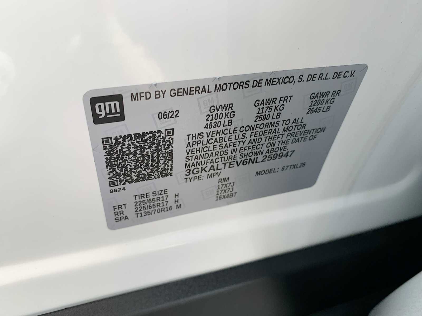 Certified 2022 GMC Terrain SLE w/ Driver Convenience Package AWD/4WD image 32