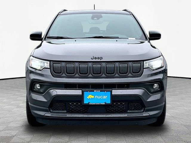 Used 2022 Jeep Compass Altitude w/ Sun and Sound Group image 2