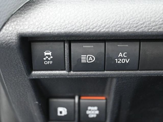 Certified 2025 Toyota Sienna XSE w/ XSE Plus Package AWD/4WD image 16