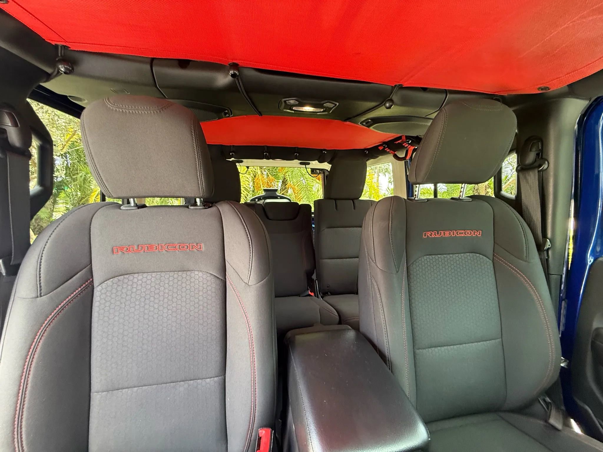 Used 2018 Jeep Wrangler Unlimited Rubicon w/ Cold Weather Group AWD/4WD image 17