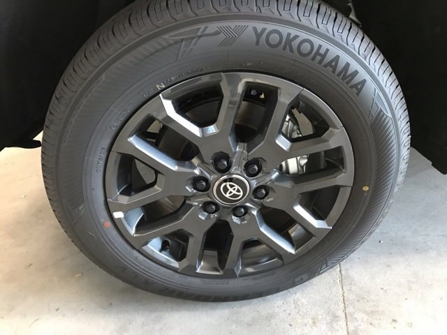 New 2026 Toyota Tundra Platinum image 9