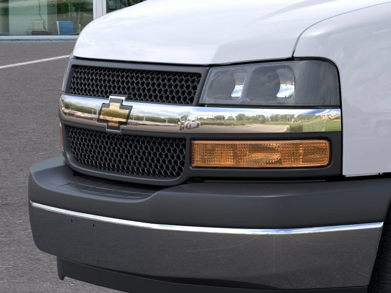 New 2025 Chevrolet Express 2500 w/ Driver Convenience Package RWD image 15