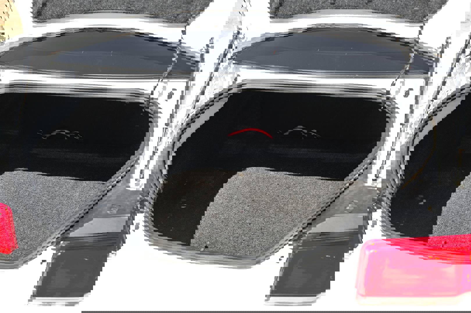 Used 2014 Chevrolet Camaro LS image 40