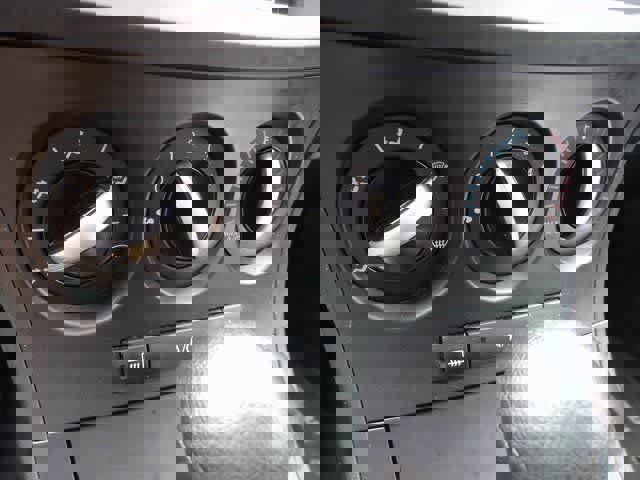 Used 2012 MAZDA MAZDA3 i Sport image 17