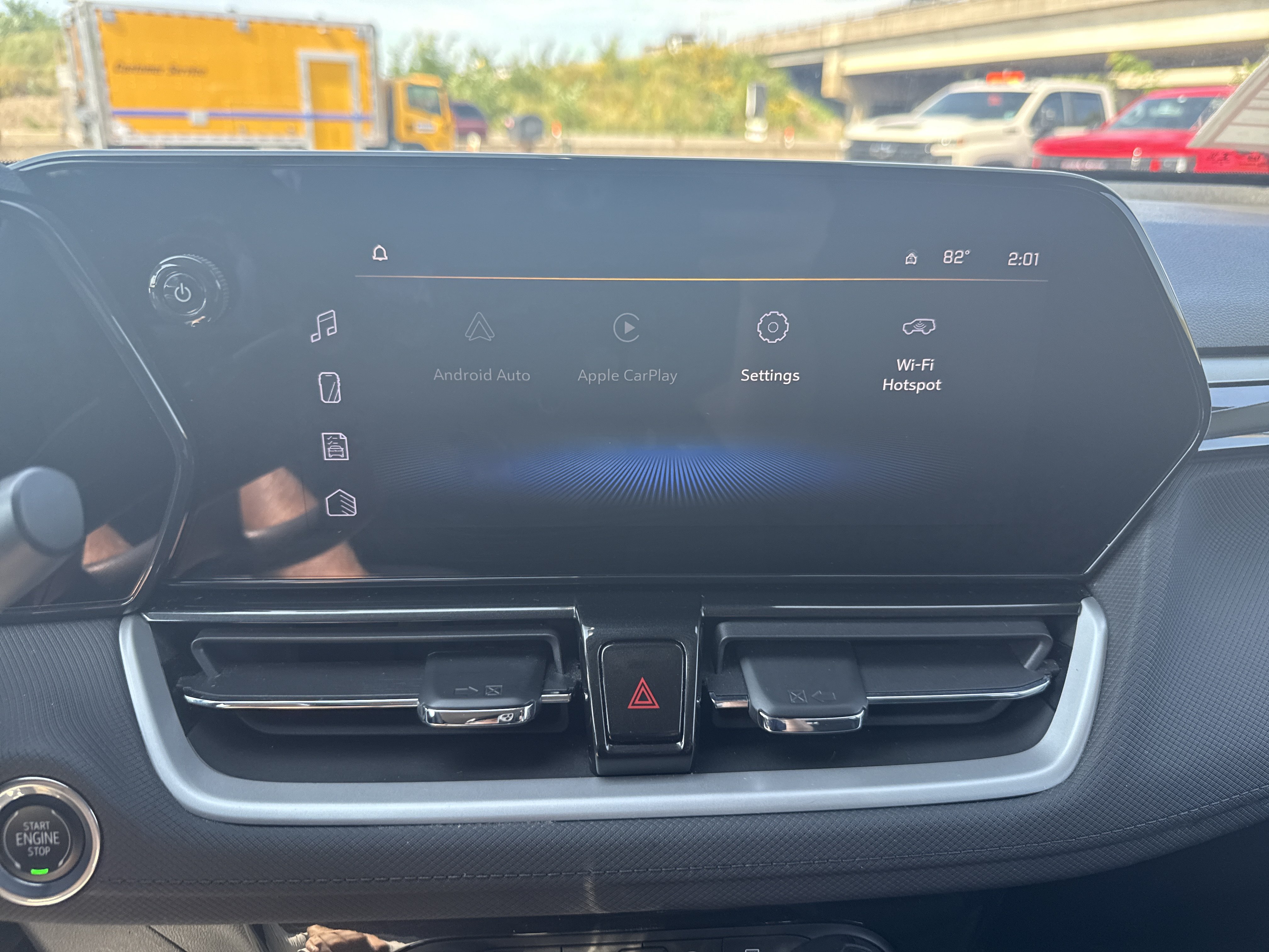 Used 2025 Chevrolet TrailBlazer LT AWD/4WD image 25