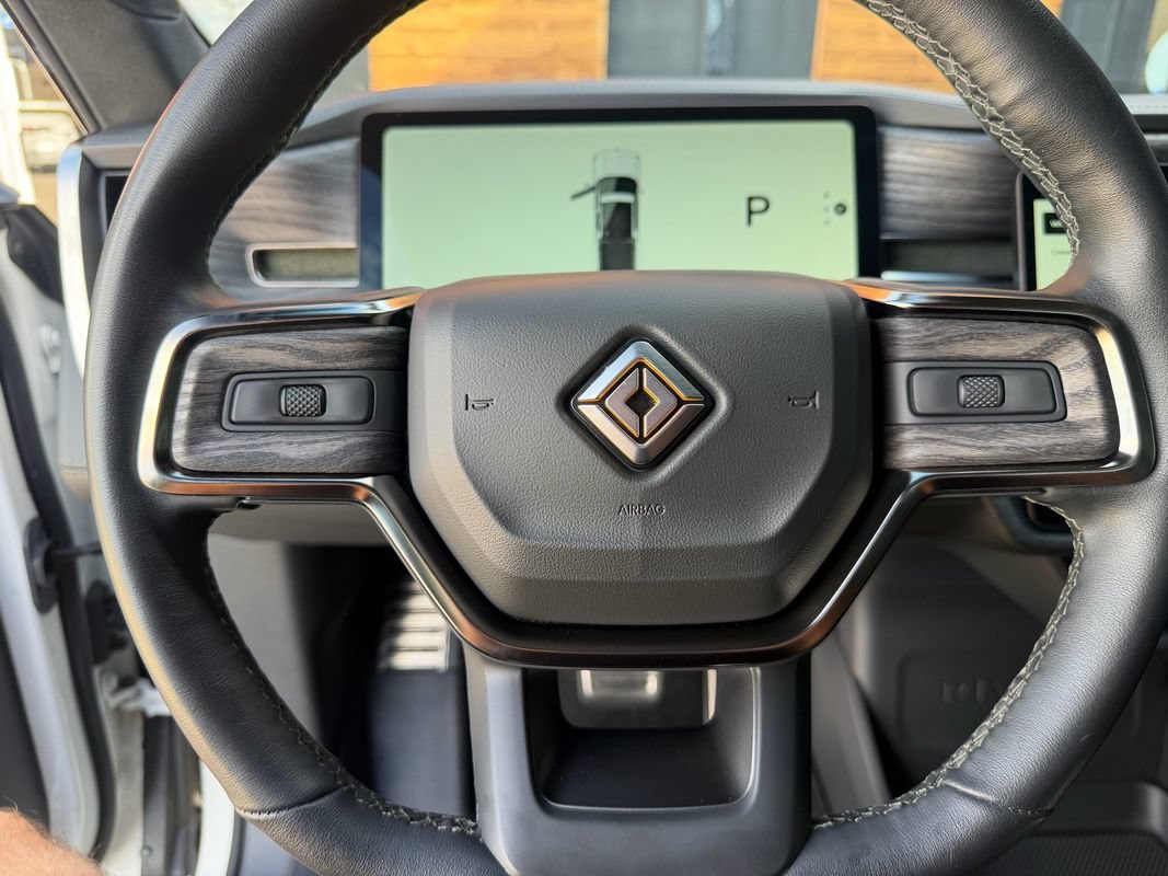 Used 2022 Rivian R1T Adventure AWD/4WD image 32