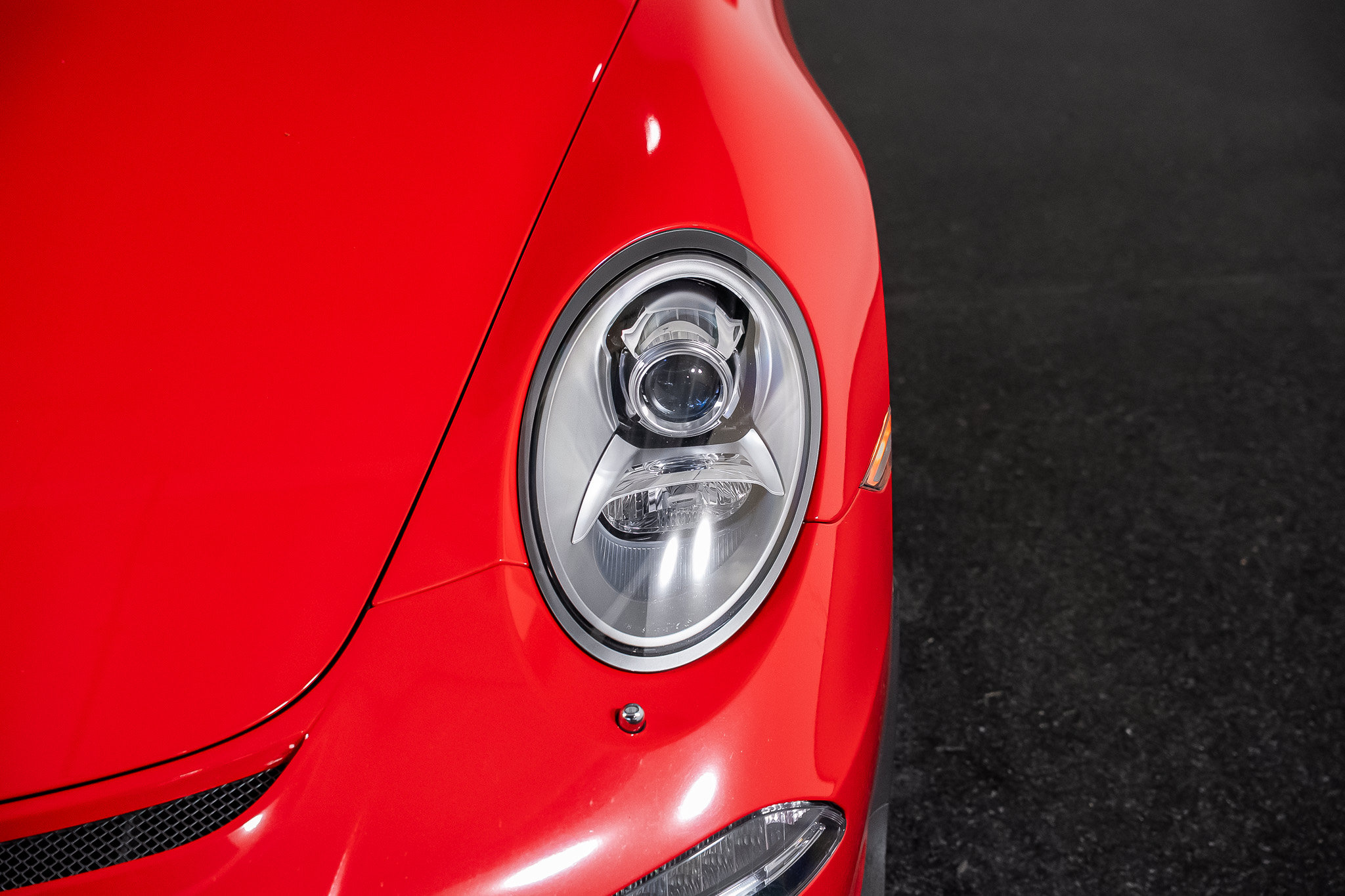 Used 2015 Porsche 911 GT3 RWD image 8