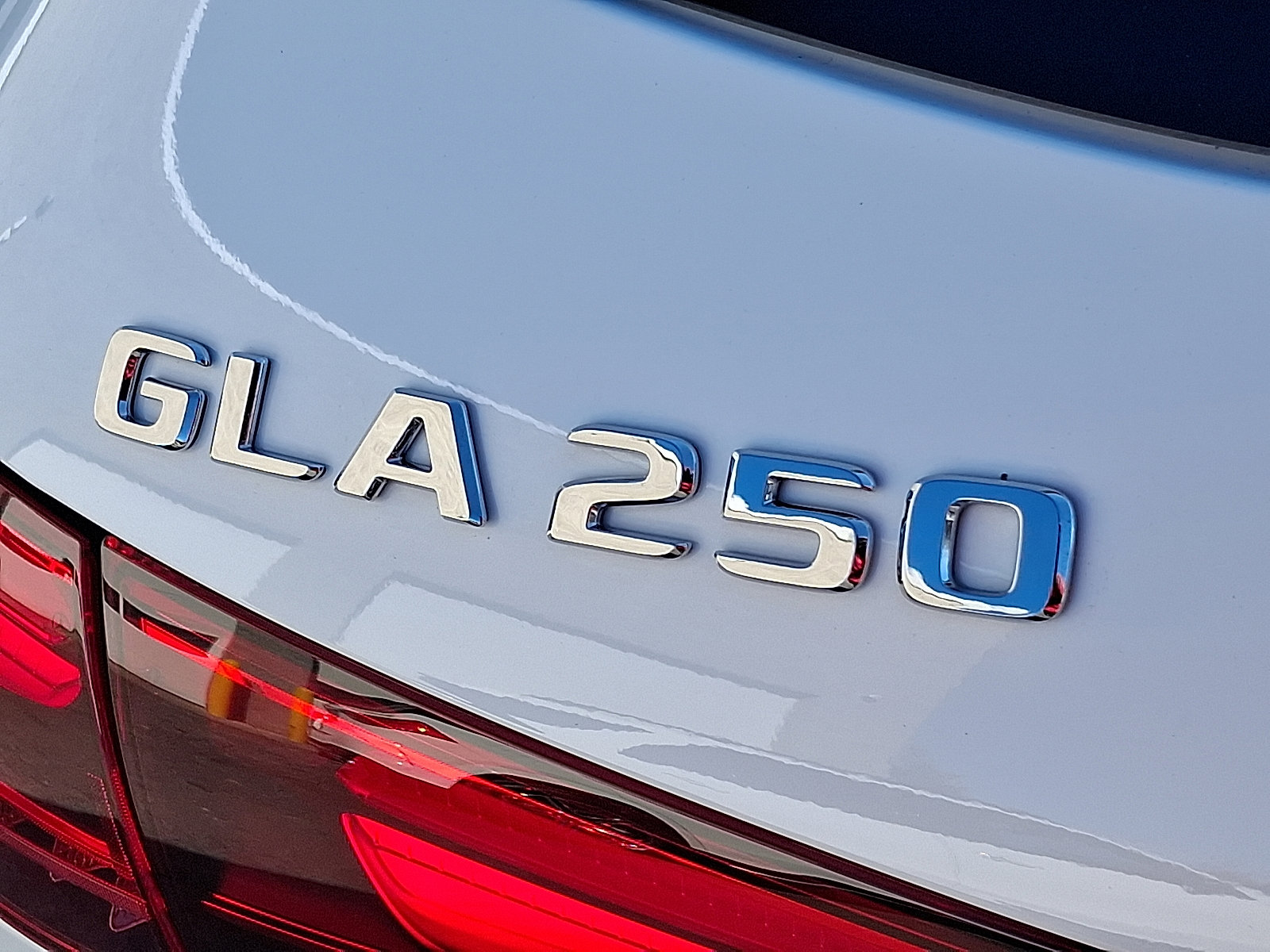 Used 2026 Mercedes-Benz GLA 250 4MATIC image 30