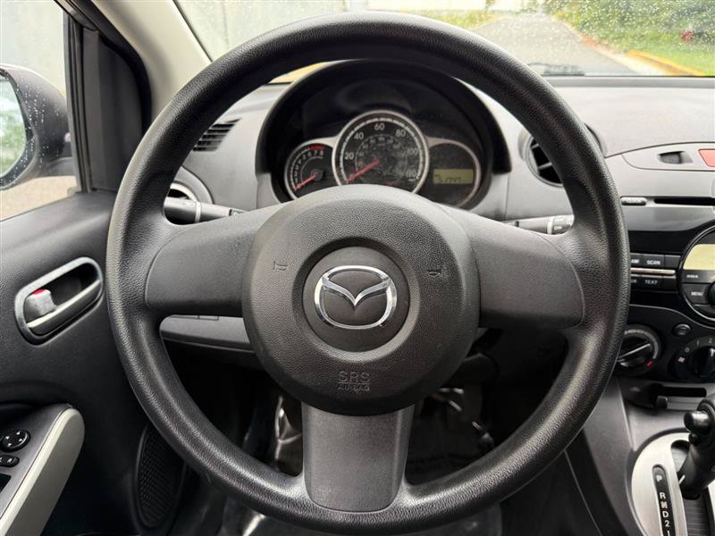 Used 2012 MAZDA MAZDA2 Sport FWD image 39