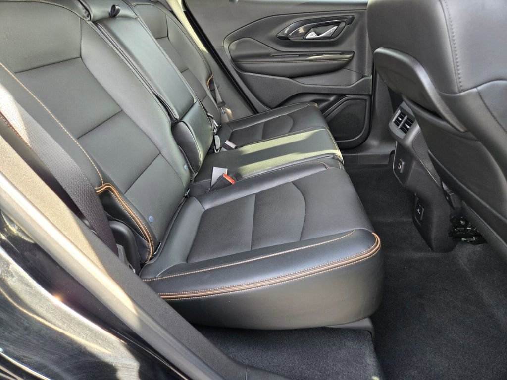 Used 2023 GMC Terrain AT4 w/ Infotainment Package II image 16
