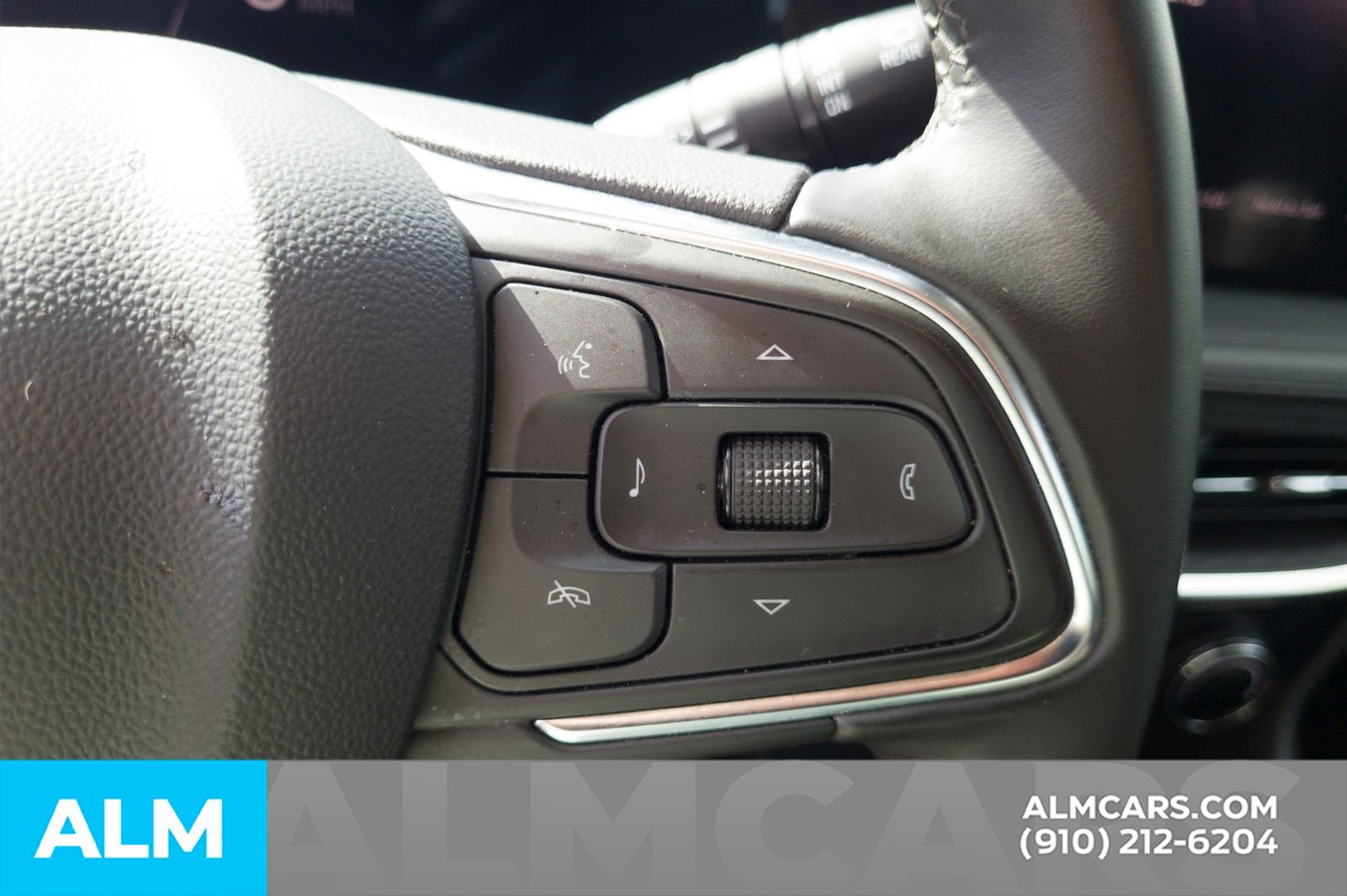 Used 2024 Buick Encore GX Sport Touring image 30