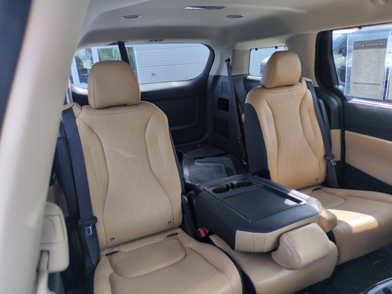 Certified 2024 Kia Carnival EX FWD image 26