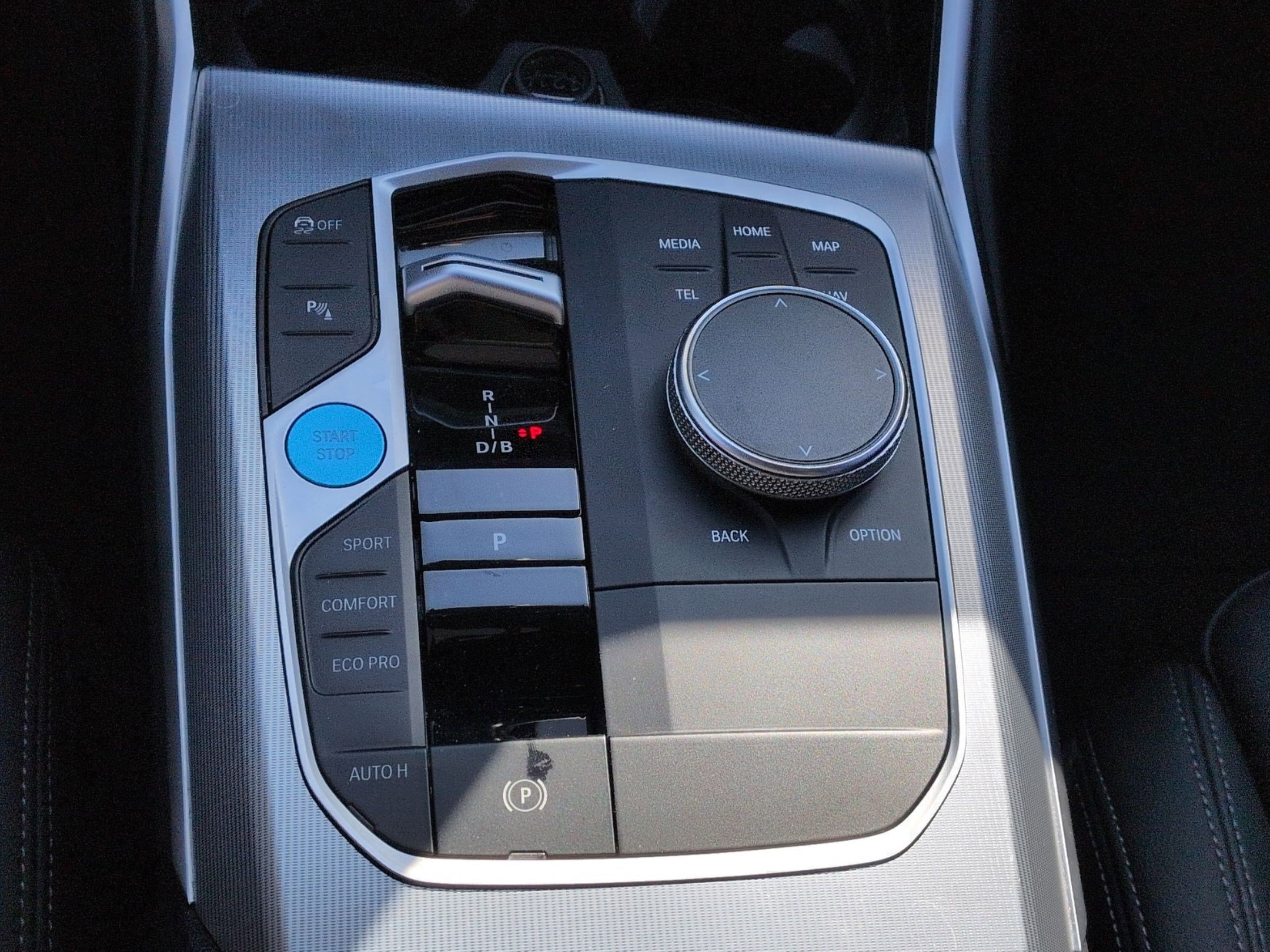 Certified 2024 BMW i4 eDrive35 w/ Convenience Package RWD image 25