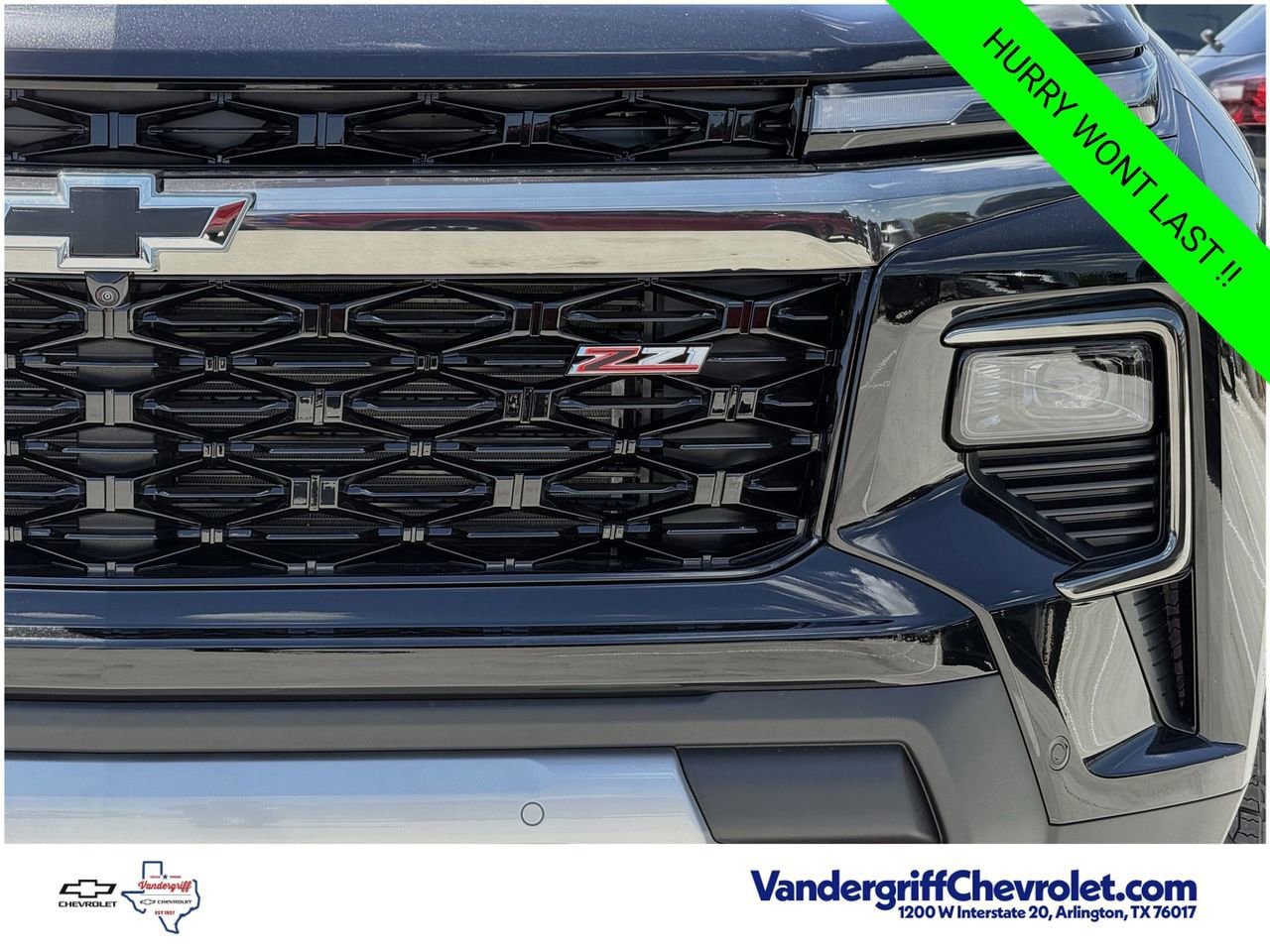 New 2026 Chevrolet Traverse Z71 w/ Enhanced Driving Package AWD/4WD image 8