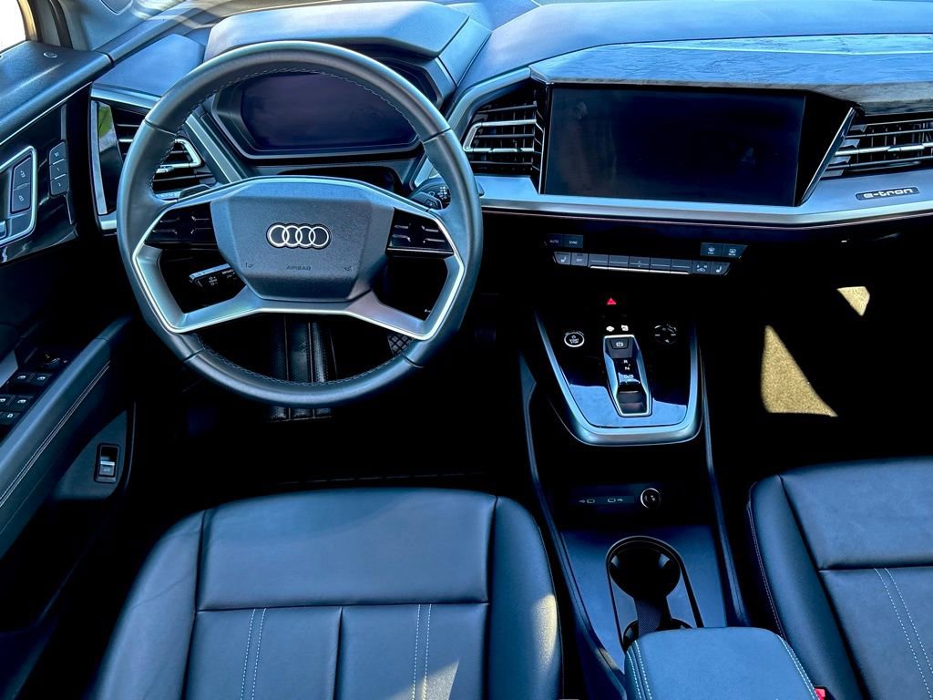Used 2024 Audi Q4 e-tron Premium Plus w/ Premium Plus image 18
