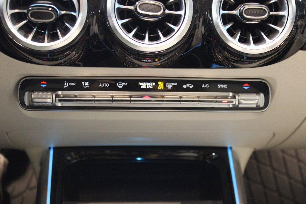 Certified 2022 Mercedes-Benz GLA 250 image 29