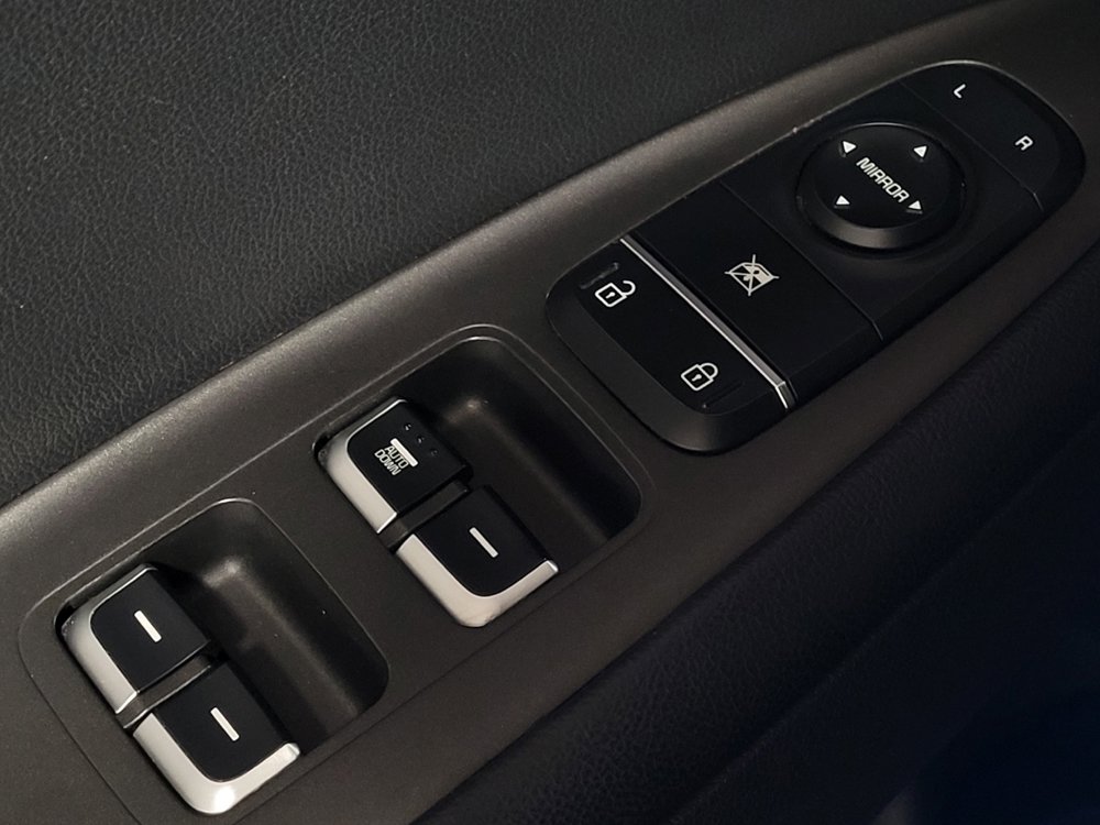Used 2018 Kia Optima S w/ Panoramic Sunroof Package FWD image 27