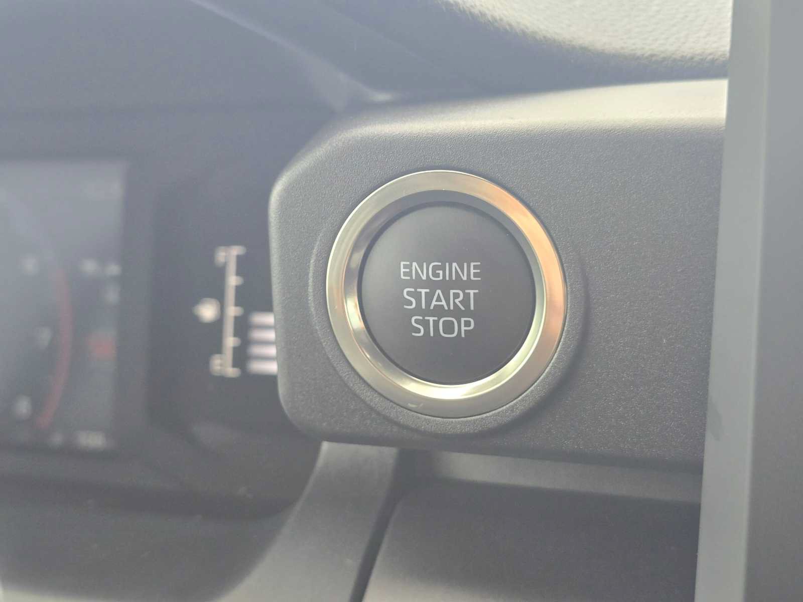 Certified 2025 Toyota 4Runner SR5 AWD/4WD image 26
