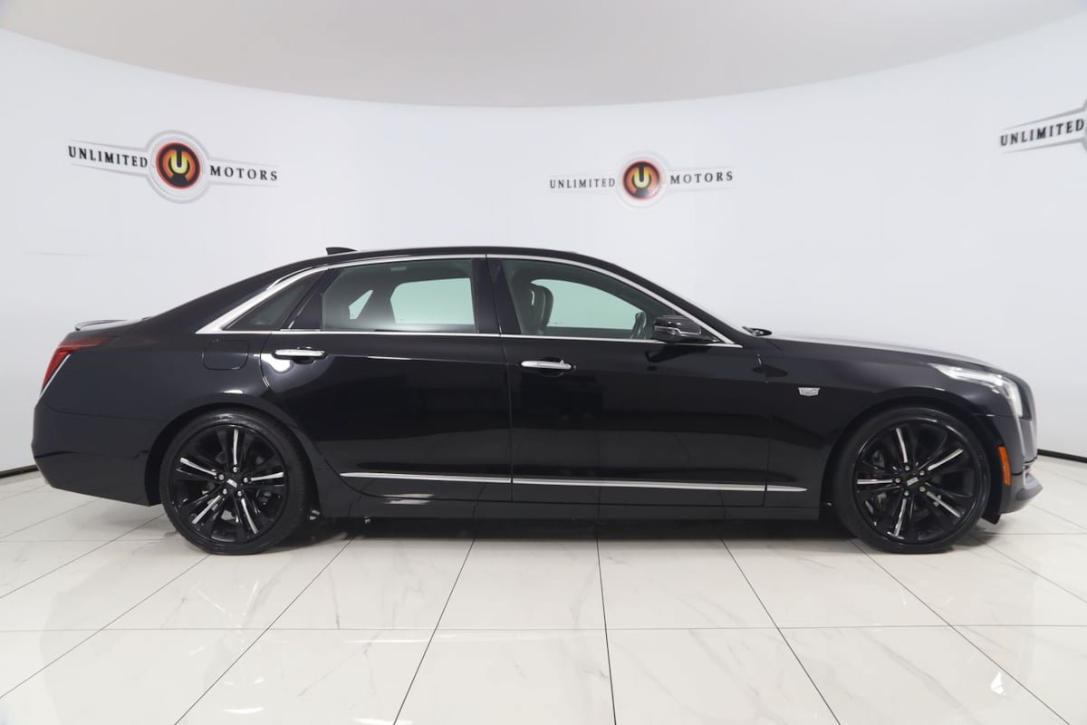 Used 2018 Cadillac CT6 Platinum AWD/4WD image 2