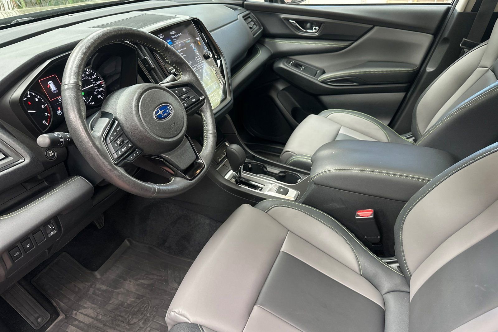 Used 2024 Subaru Ascent Onyx Edition image 13