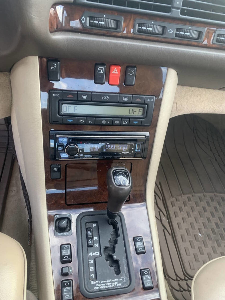 Used 1996 Mercedes-Benz S 420 S 420 4dr Sedan image 24