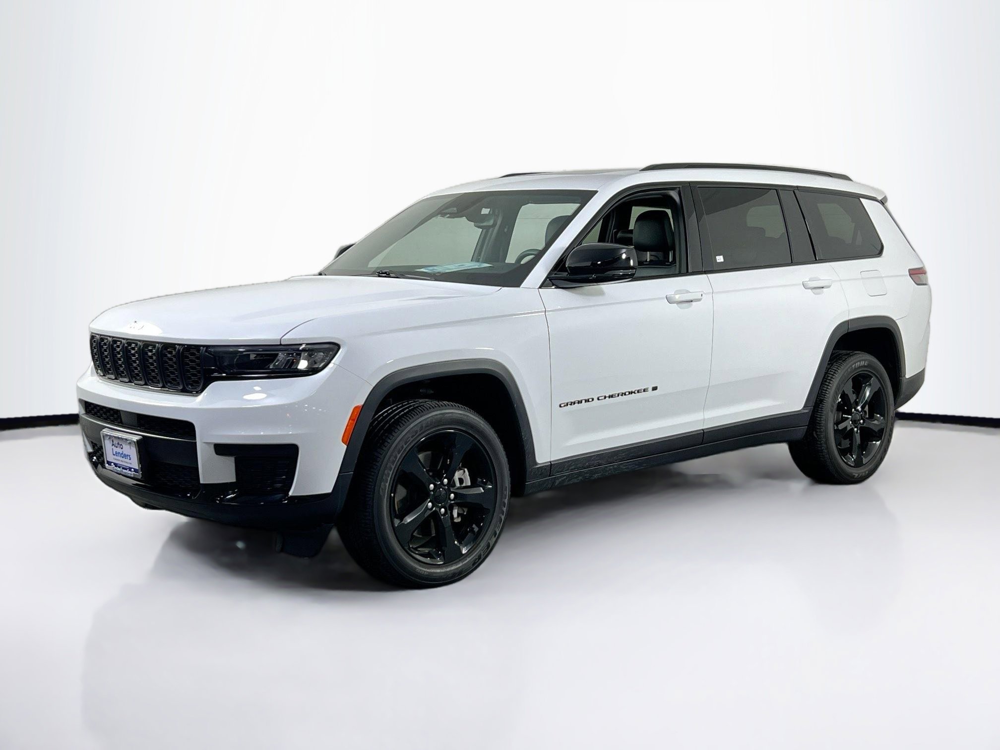 Used 2023 Jeep Grand Cherokee L Laredo AWD/4WD image 1