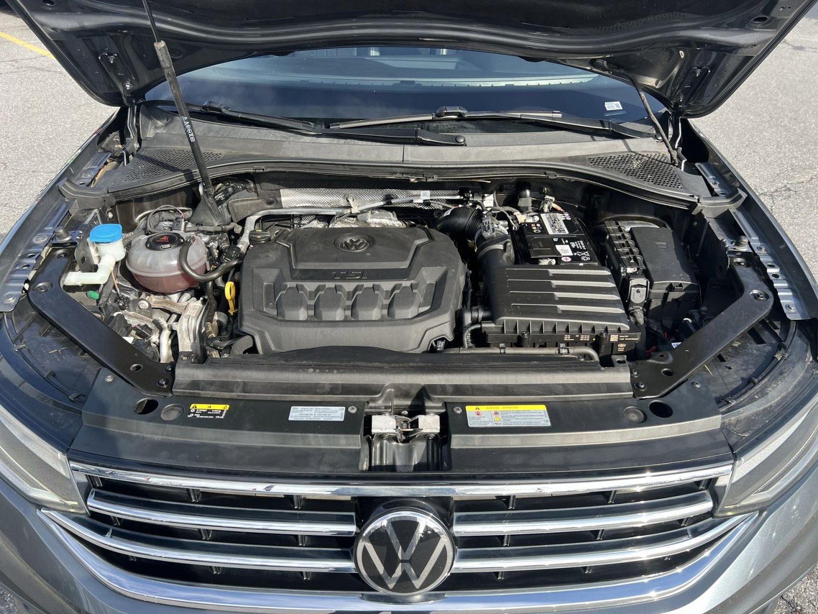 Used 2023 Volkswagen Tiguan SE image 27