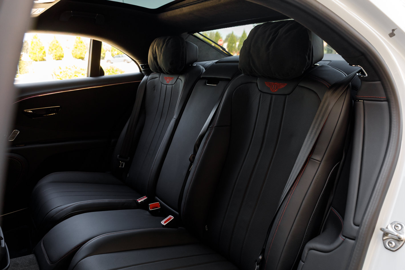 Used 2026 Bentley Flying Spur V8 AWD/4WD image 19