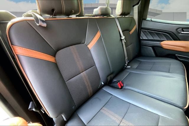 Used 2023 GMC Canyon AT4 w/ Technology Package AWD/4WD image 28