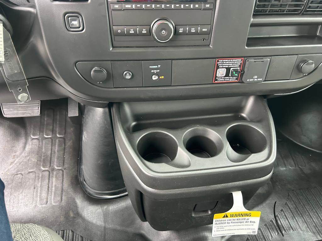 New 2026 GMC Savana 2500 w/ Driver Convenience Package image 10
