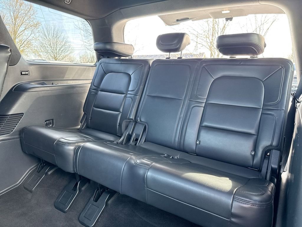 Used 2023 Lincoln Navigator Reserve image 25