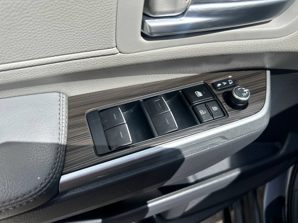 Certified 2023 Toyota Sienna Limited AWD/4WD image 12