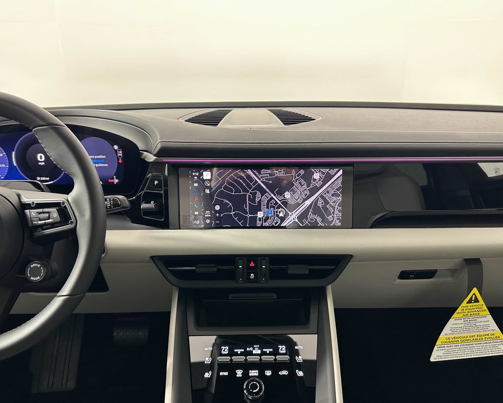 New 2026 Porsche Macan 4 Electric AWD/4WD image 19