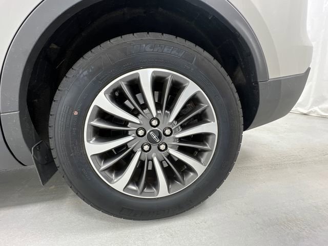 Used 2023 Lincoln Nautilus AWD image 37