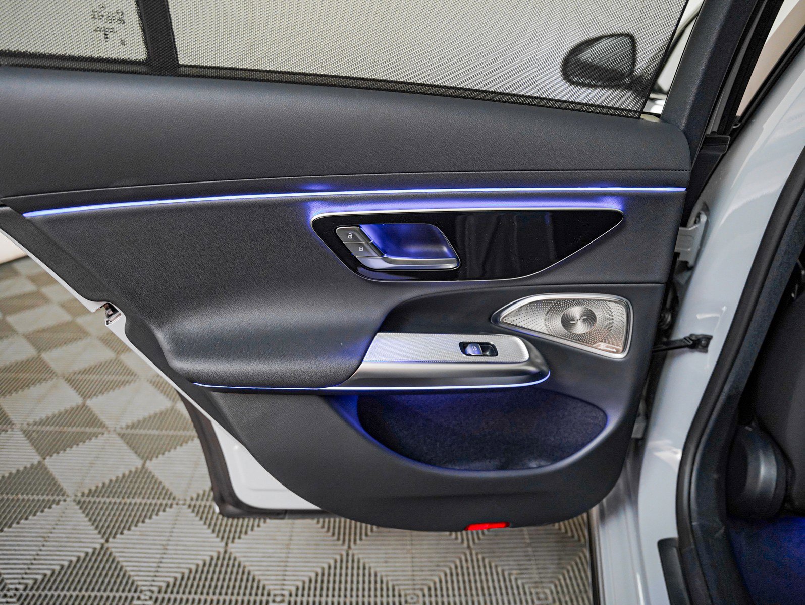 New 2026 Mercedes-Benz E 450 4MATIC Sedan image 23