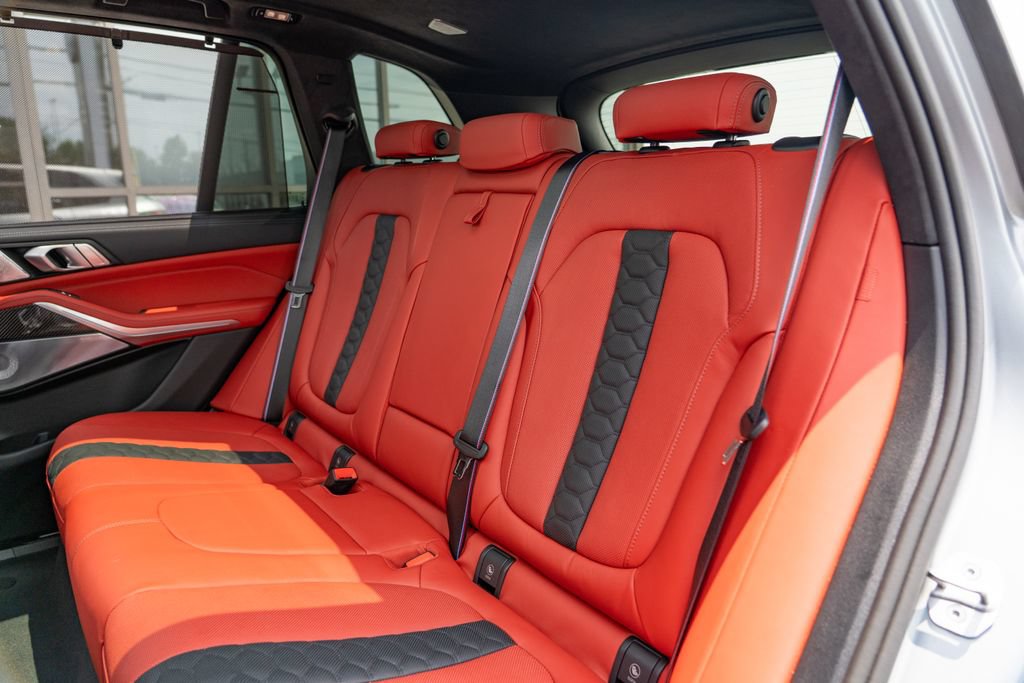 Used 2025 BMW X5 M Competition w/ Executive Package AWD/4WD image 18