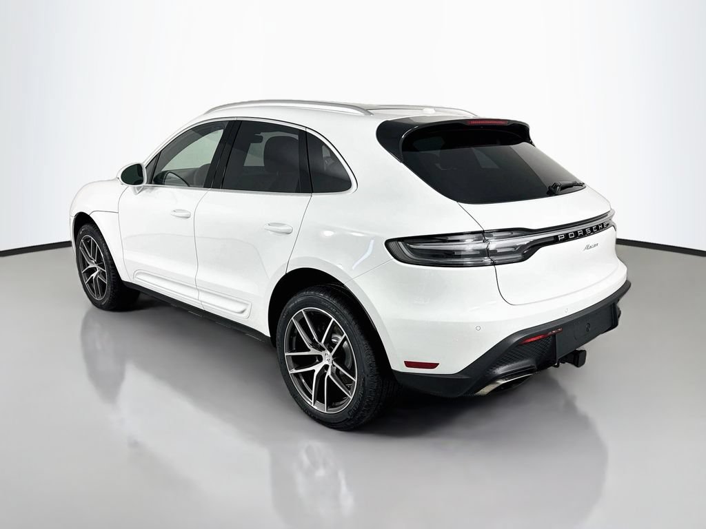 New 2026 Porsche Macan AWD/4WD image 3